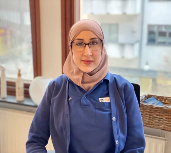 Sara Ghanem, barnmorska Sara Ghanem, barnmorska