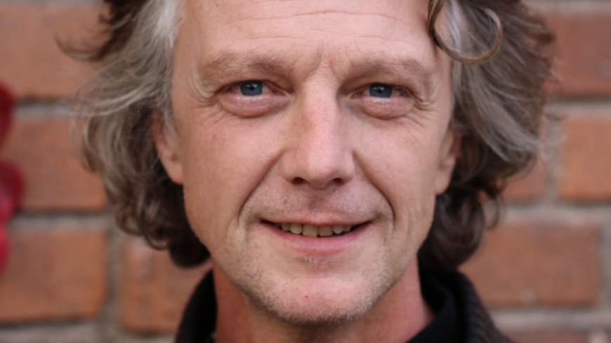 Stor ökning av antalet unga med könsdysfori