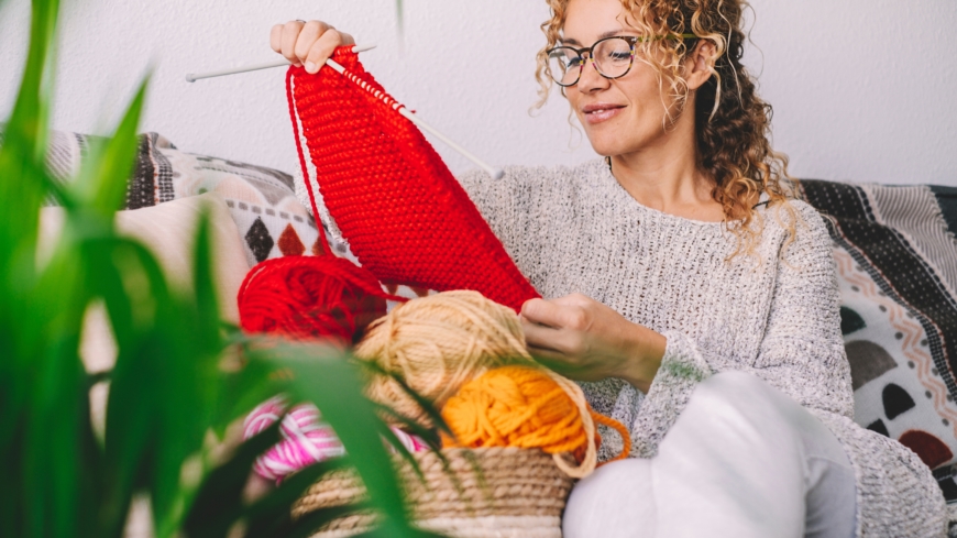 Äntligen är stickning både hälsosamt och trendigt!