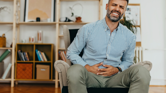 Divertikelsjukdom (tarmfickor): orsak, symtom & behandling