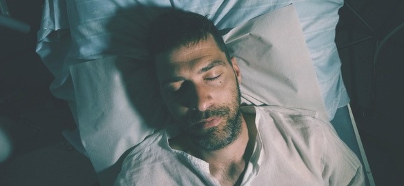 “Din livsuppehållande medicin är tyvärr restnoterad.”