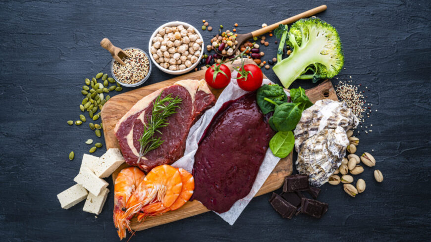 Järnbrist hos tjejer: orsak, symtom & behandling