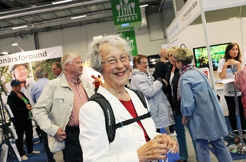 Hälsa på DOKTORN på Seniormässan!