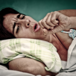 Lunginflammation (pneumoni): orsak, symtom & behandling