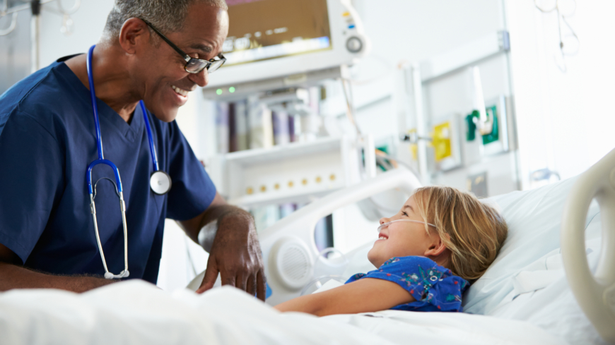 Väntetiderna till specialist minskar